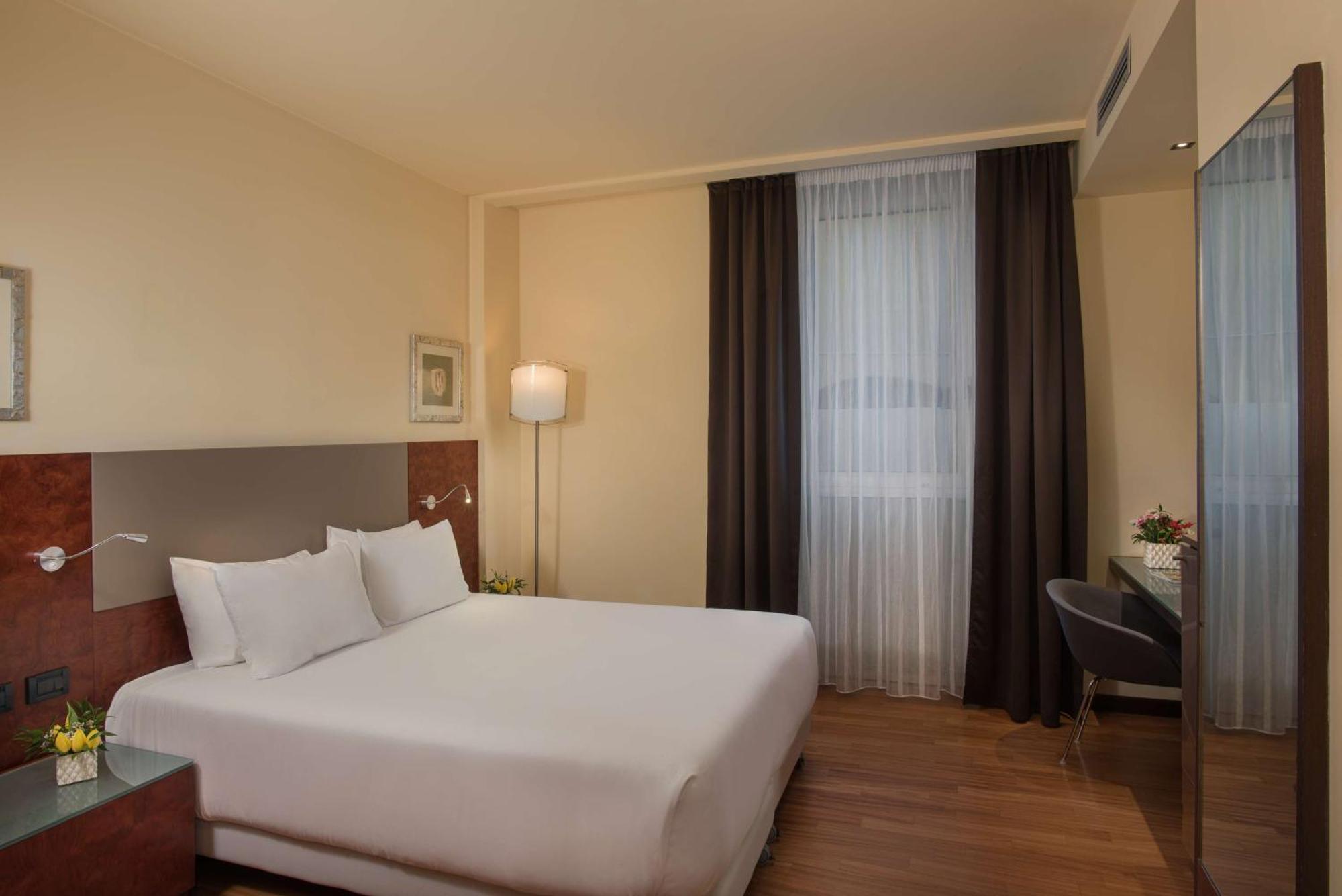 Hotel Nh Bergame Extérieur photo
